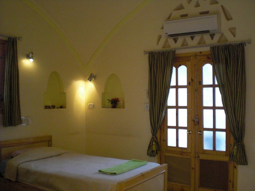 El Fayrouz Hotel Luxor Exterior photo